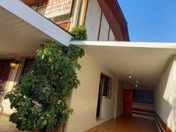 EN VENTA GRAN CASA EN BARRIO ORIENTE MAIPU