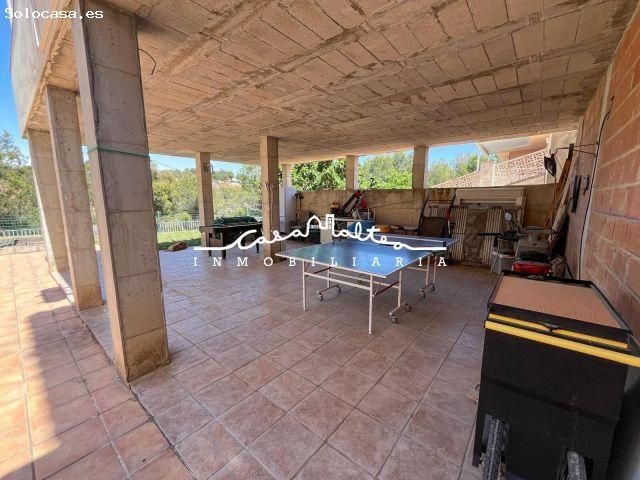 En venta gran Chalet pareado en Alfaz del Pi