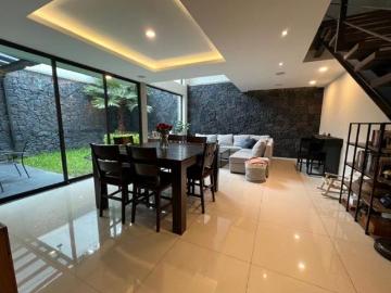 ¡En Venta Hermosa Casa en Exclusivo Condominio en Tlalpan!