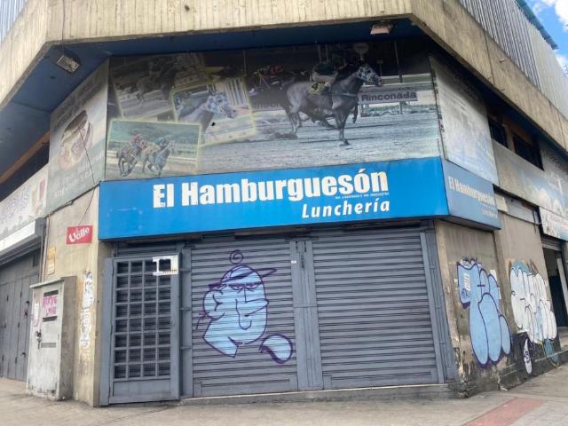 En Venta local 600m2 Comercial / Avenida Nueva Granada