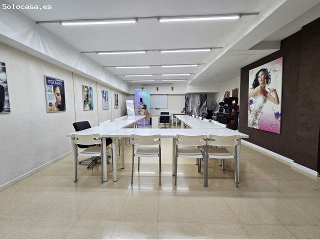 EN VENTA LOCAL COMERCIAL EN CALLE GRAN DE SANT ANDREU