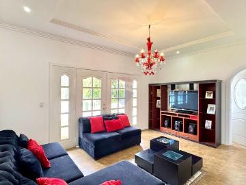 En Venta Lujosa Casa en Azogues Sector Chuquipata