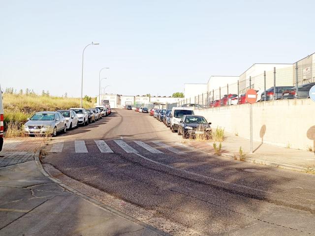 EN VENTA O ARRENDAMIENTO: Nave Laboratorio con Certificación AEMPS en Madrid