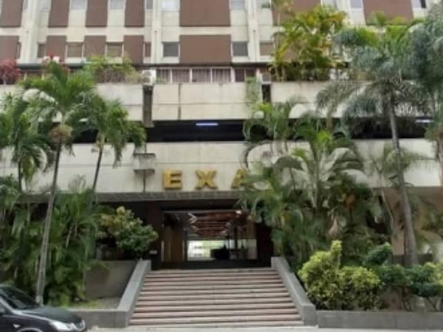 EN VENTA OFICINA EN EL ROSAL, 63M2