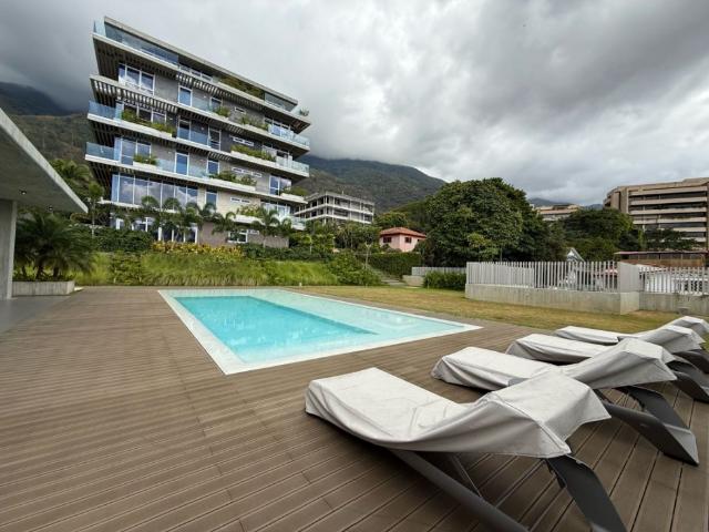 En venta PB duplex 851,42m2 4H+S/4.5B+S/5P Altamira
