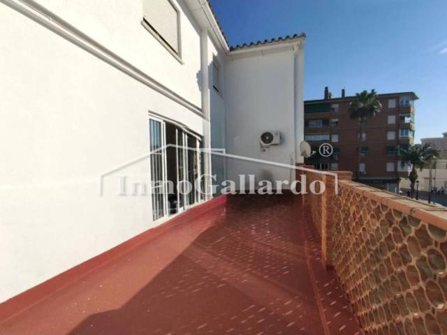En venta: piso amplio y luminoso con ubicación ideal en Vélez Málaga