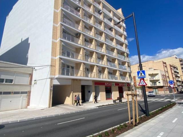 En venta piso amplio y soleado en el centro de Vinaròs