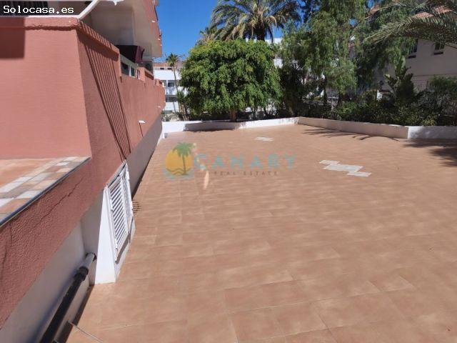 En venta piso luminoso y completamente reformado en Playa de Las Américas, con