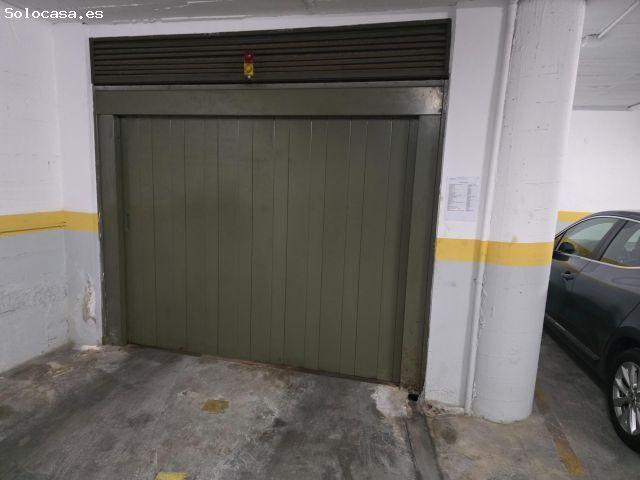En venta plaza de parking con ascensor para coches en pleno centro de Santa Pola