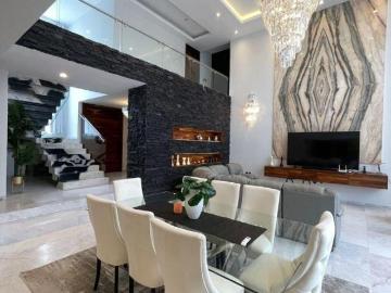 EN VENTA RESIDENCIA DE ALTA GAMA 5 RECÁMARAS Y ALBERCA EN PUNTA TIBURÓN