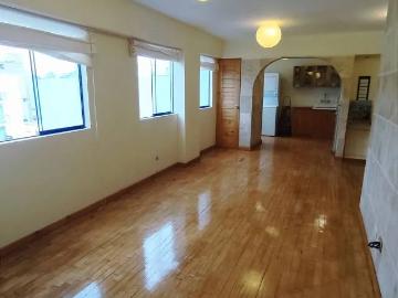 En venta Sofisticado Flat en Miraflores 180,000 $