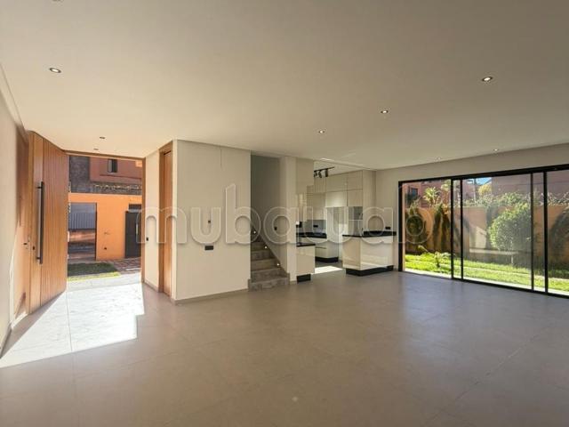 En vente excellente Villa moderne Neuve de 4 suites avec piscine privée dans une résidence fermée à 15 minutes du centre ville