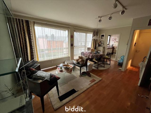 en vente publique Appartement Thuin Rue Louis Cambier
