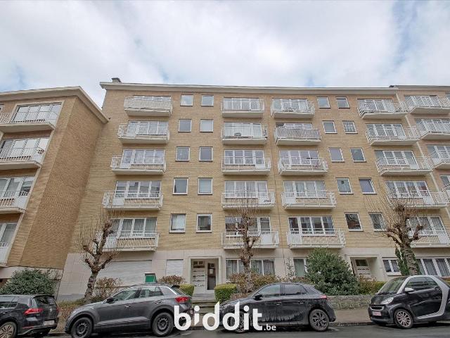 en vente publique Appartement Uccle Rue Meyerbeer