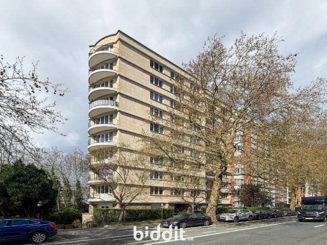 en vente publique Appartement Etterbeek Boulevard Louis Schmidt
