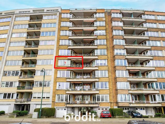 en vente publique Appartement Forest Avenue du Domaine