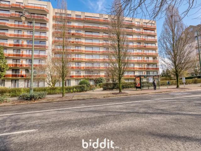 en vente publique Appartement Molenbeek Saint Jean Boulevard Louis Mettewie