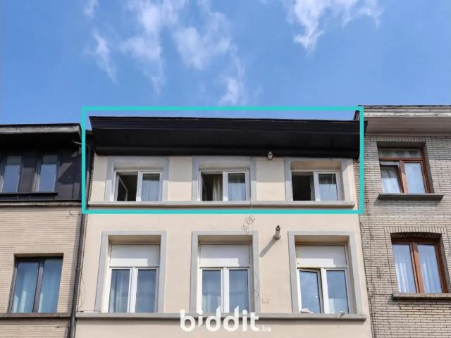 en vente publique Duplex Schaerbeek Rue d'Hoogvorst