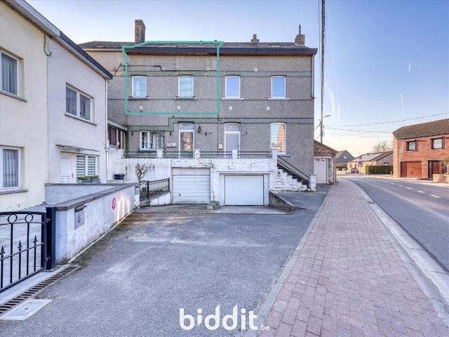 en vente publique Duplex Seilles Rue Emile Godfrind