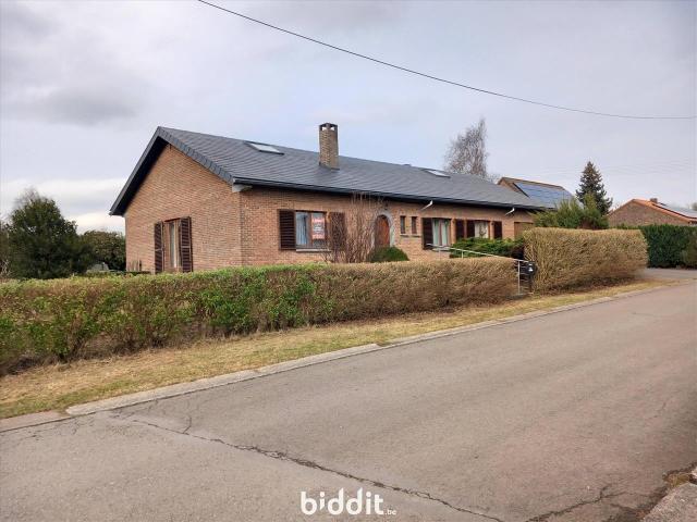 en vente publique Maison Achêne Rue des Acacias