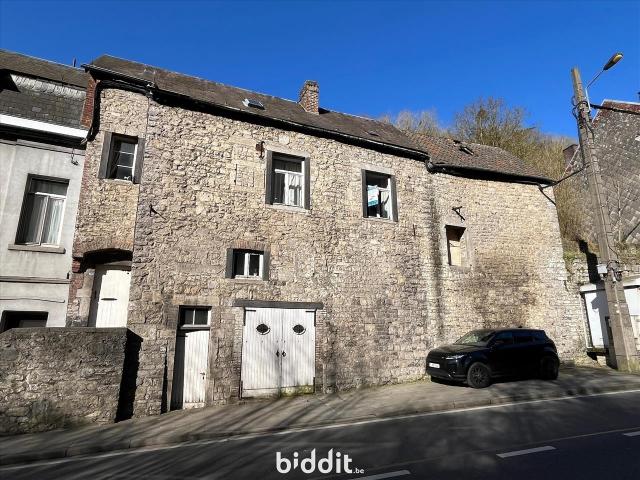 en vente publique Maison Dinant Rue Saint Jacques