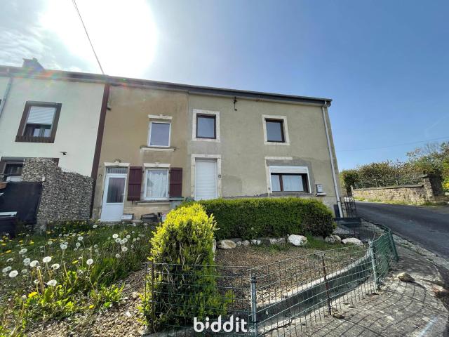 en vente publique Maison Florenville Rue de la Burlanderie