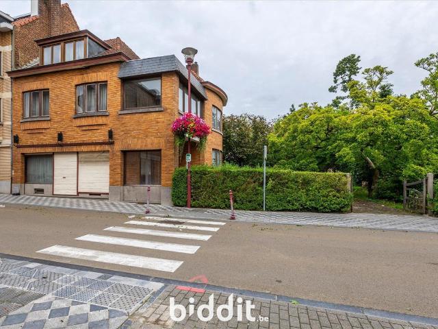 en vente publique Maison Ottignies Louvain la Neuve avenue Reine Astrid