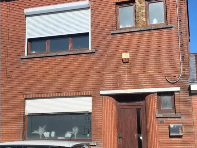 en vente publique Maison La Louvière Rue Henri Pilette
