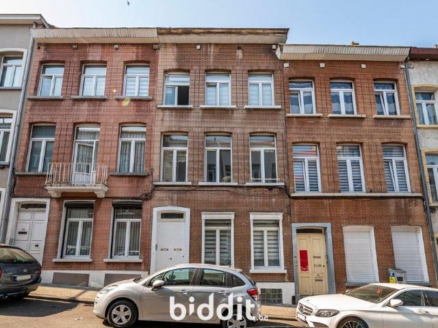 en vente publique Maison Schaerbeek Rue de la Chaumière
