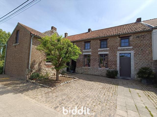 en vente publique Maison Piétrain Rue Longue