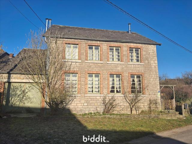 en vente publique Maison Rochefort Rue Basse