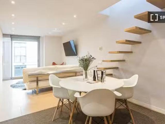 ¡En alquiler! Apartamento de 2 habitaciones en Sant Gervasi, B.