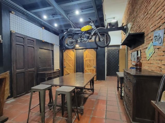 EN ALQUILER BOLETA SUR LOCAL COMERCIAL / INDUSTRIAL ​100 m²