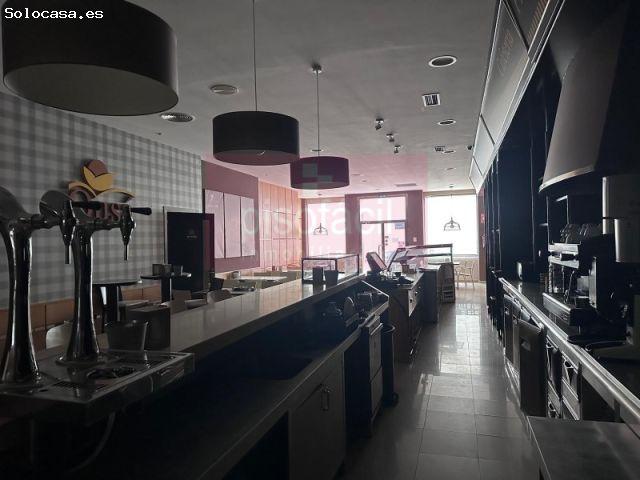 EN ALQUILER CAFETERIA EN ZONA CENTRO