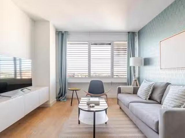 ¡En alquiler! Calle de Orense, Castillejos 1 Bedroom 1 Bath