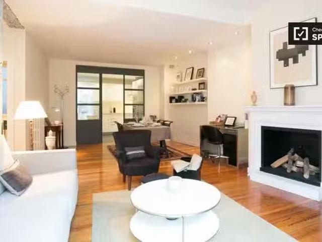 Nuevo Elegante apartamento de 1 dormitorio en alquiler en Casc.