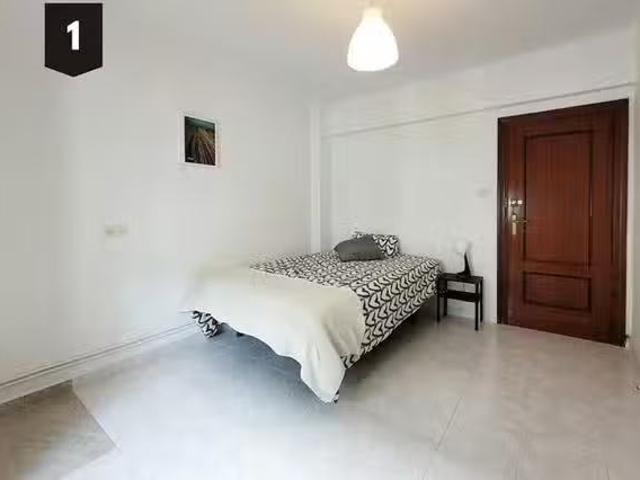 Bonito Habitación en Monte Jata kalea, Arangoiti