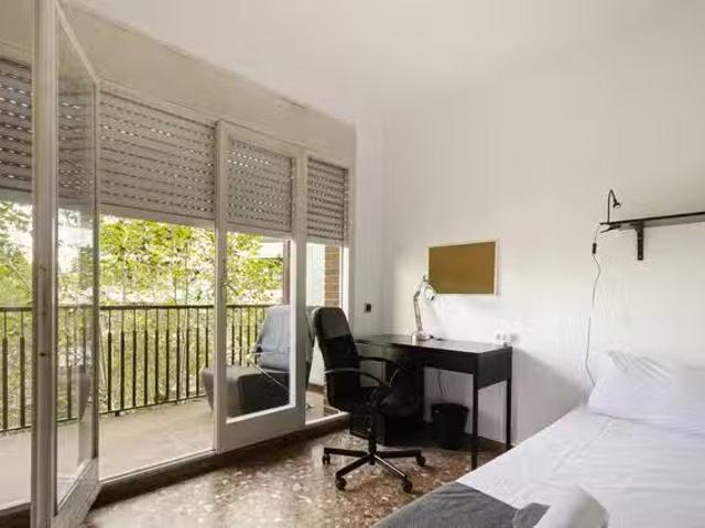 ¡En alquiler! Habitación en Avinguda del Paral. lel, El Poblesec