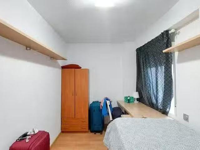 ¡En alquiler! Habitación en Avinguda Doctor Peset Aleixandre.