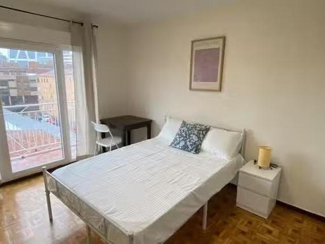 ¡Renta! Habitación en Calle Aguileñas, Tetuán