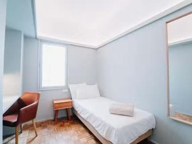 ¡En alquiler! Habitación en Calle de Oudrid
