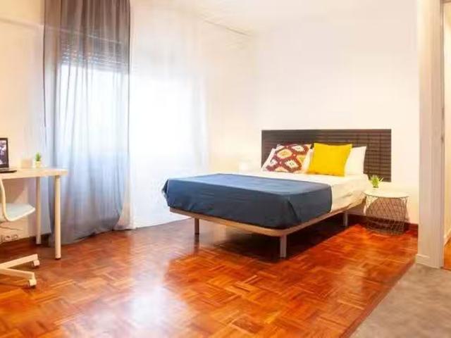 Único Habitación en Calle de José Silva