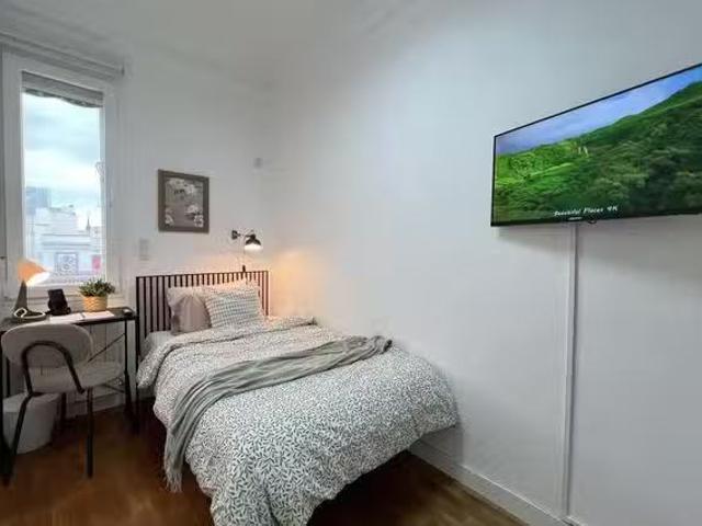 Acogedor Habitación en Calle de la Abada