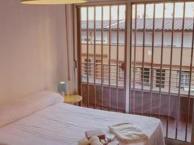 ¡Oferta! Habitación en Calle de Sierra Carbonera, Palomeras Ba.