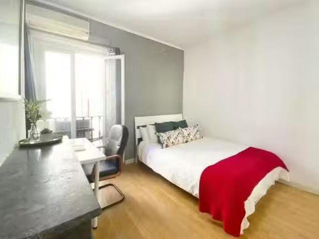 Barato Habitación en Calle del Conde de Aranda