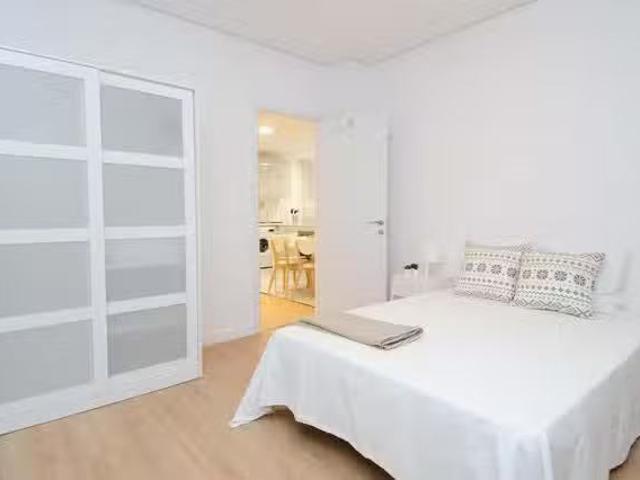 Único Habitación en Calle del Doctor Esquerdo