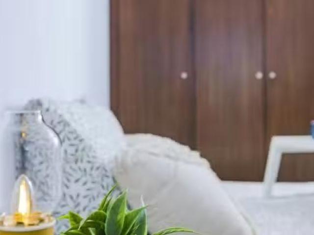 Único Habitación en Carrer d'Alvaro de Bazan, El Pla del Real
