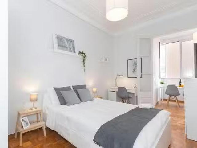 ¡Recién llegado! Habitación en Carrer de Balmes, l'Antiga Esqu.