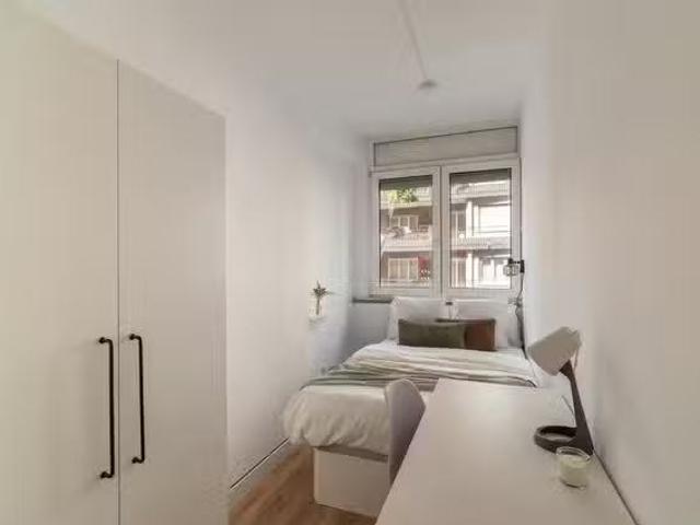 Encantador Habitación en Carrer de Balmes, Sant Gervasi Galvany