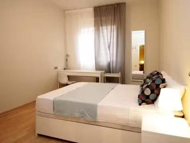 ¡Oferta! Habitación en Carrer de Caballero